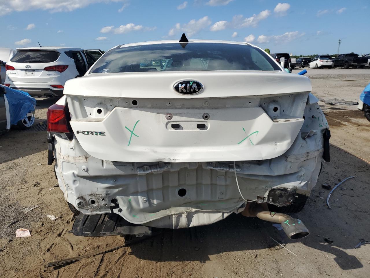2021 Kia Forte Fe - Фото 6