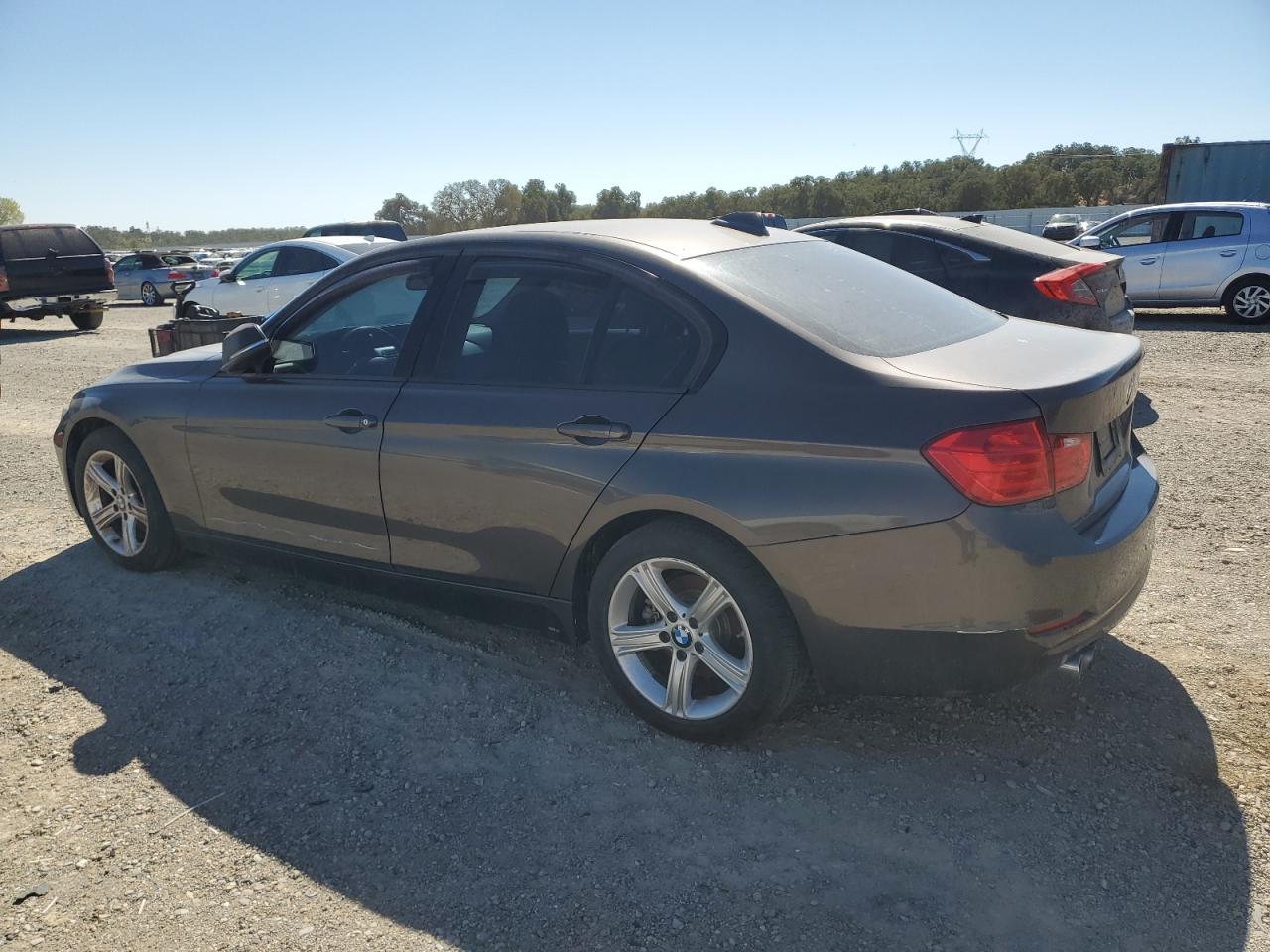 2013 BMW 328 I Sulev - Image 2