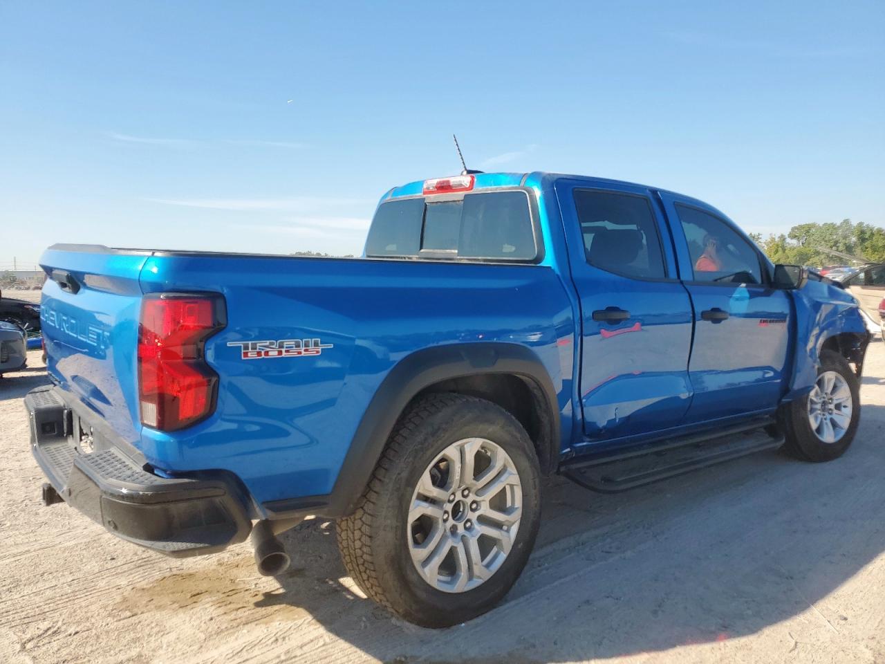 2024 Chevrolet Colorado Trail Boss - Image 3