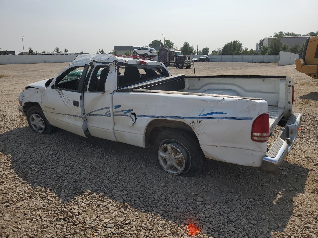 1998 Dodge Dakota - Image 2