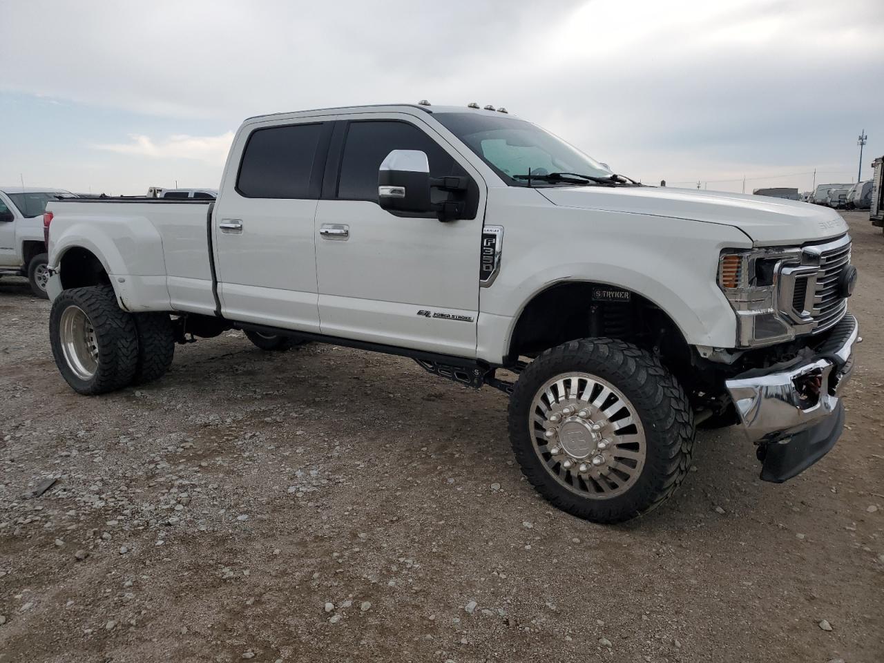 2020 Ford F350 Super Duty - Image 4