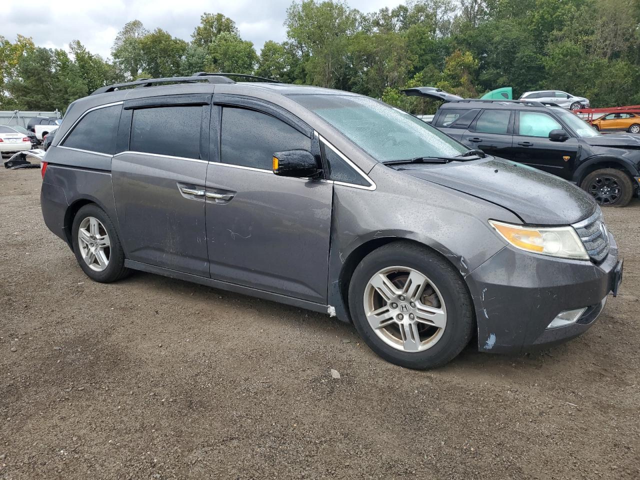 2012 Honda Odyssey Touring - Image 4
