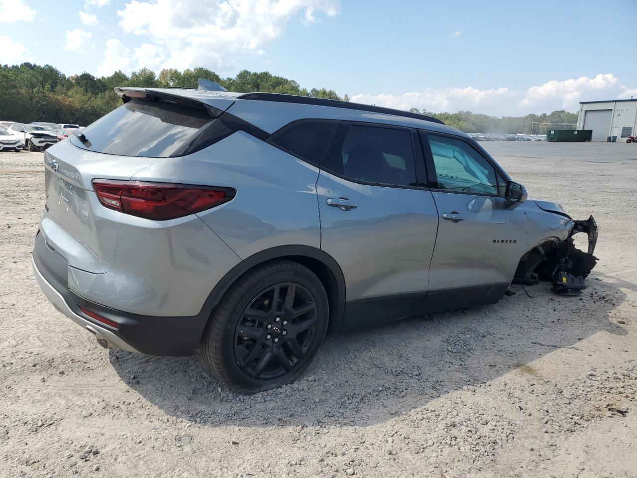 2023 Chevrolet Blazer 2Lt - Фото 3