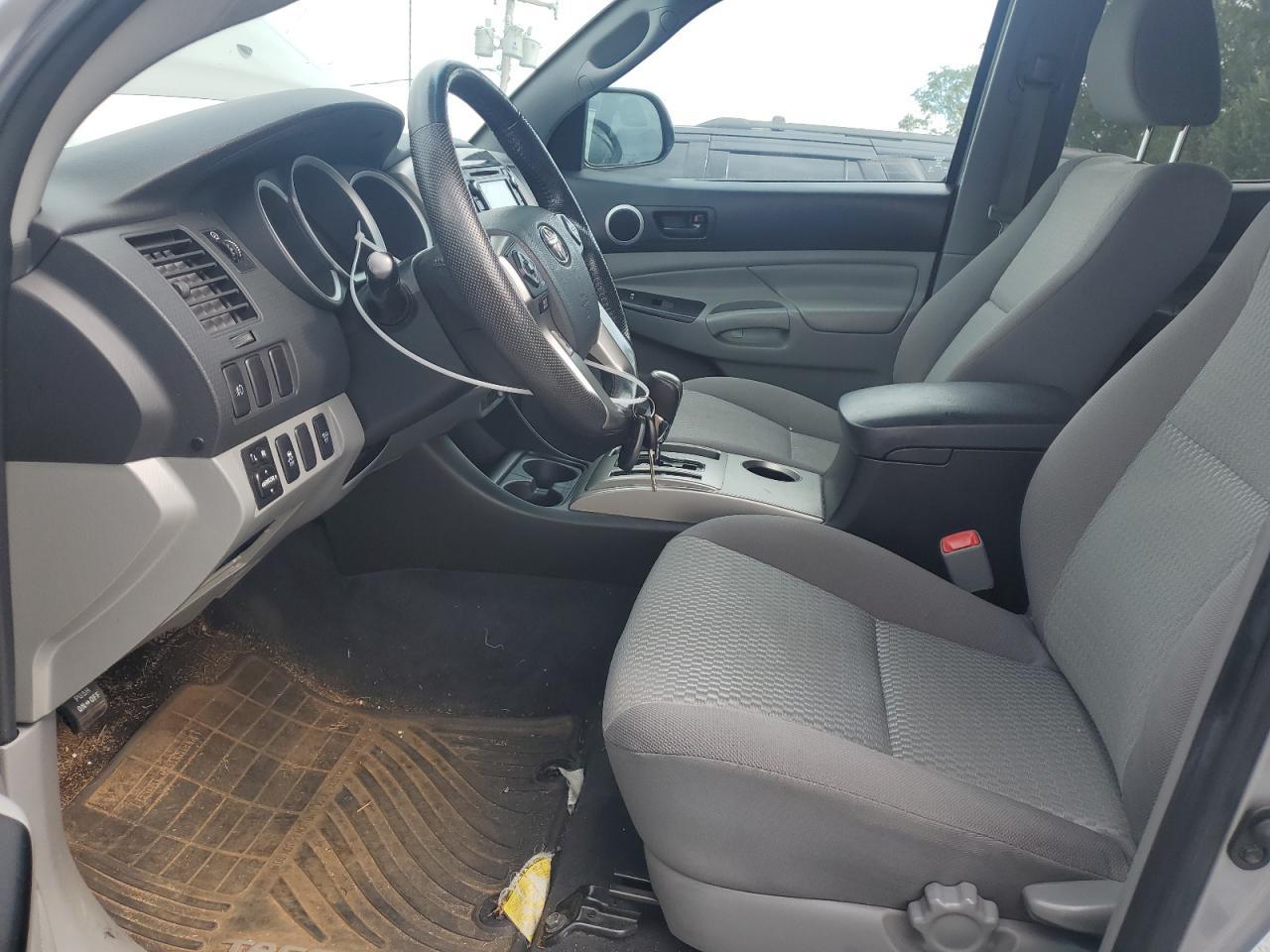 2015 Toyota Tacoma Double Cab - Image 7