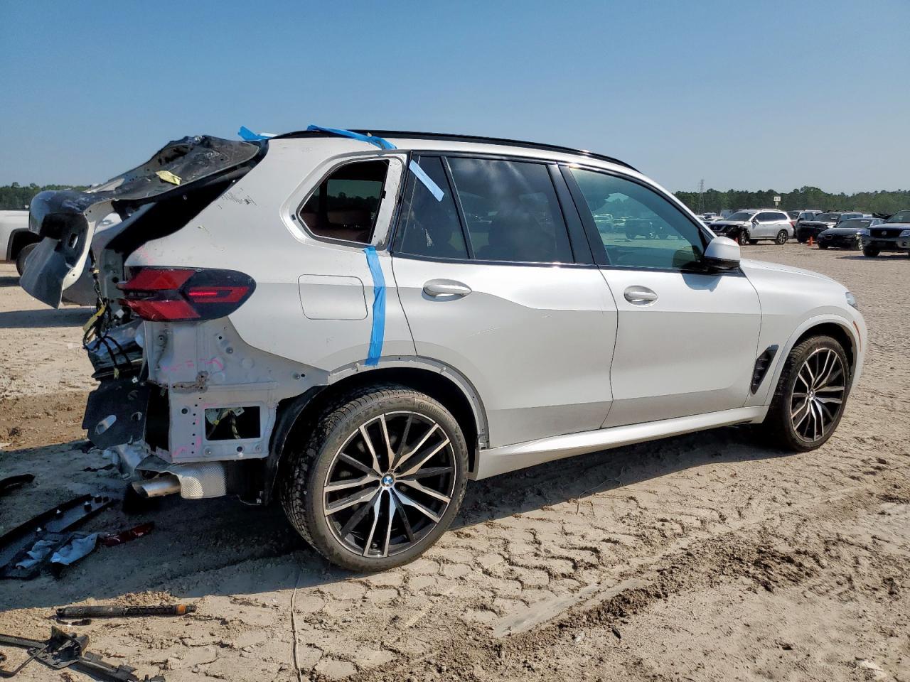 2024 BMW X5 Sdrive 40I - Фото 3