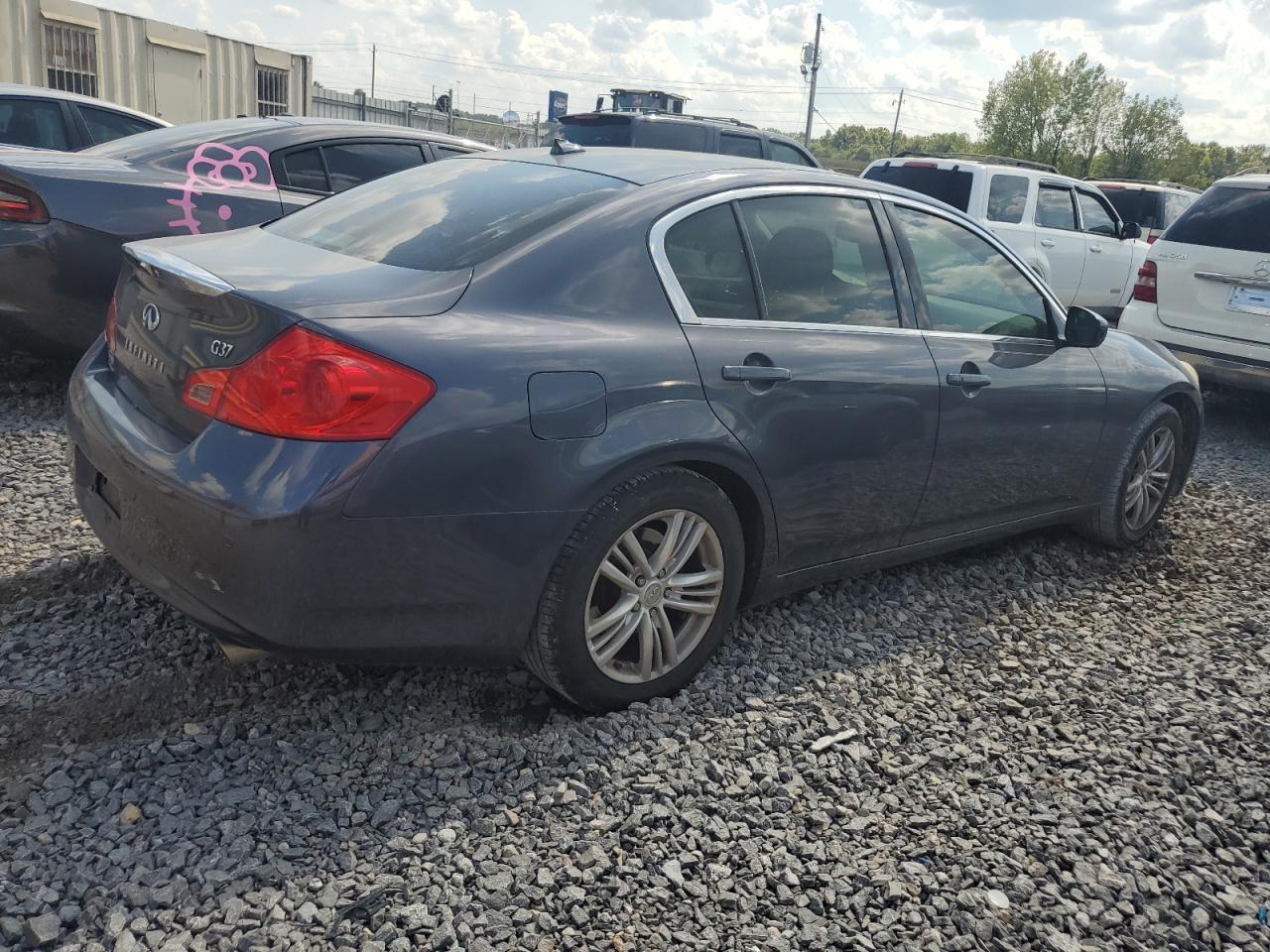 2012 Infiniti G37 Base - Image 3