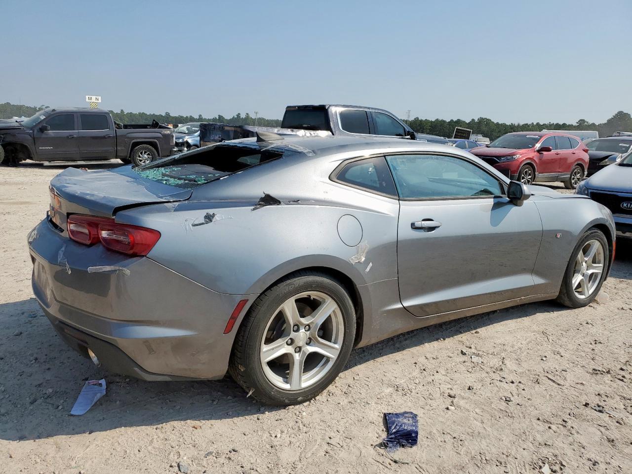 2020 Chevrolet Camaro Ls - Фото 3