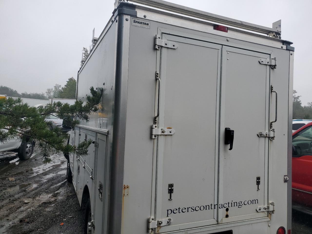 2014 Chevrolet Express G3500 - Фото 2