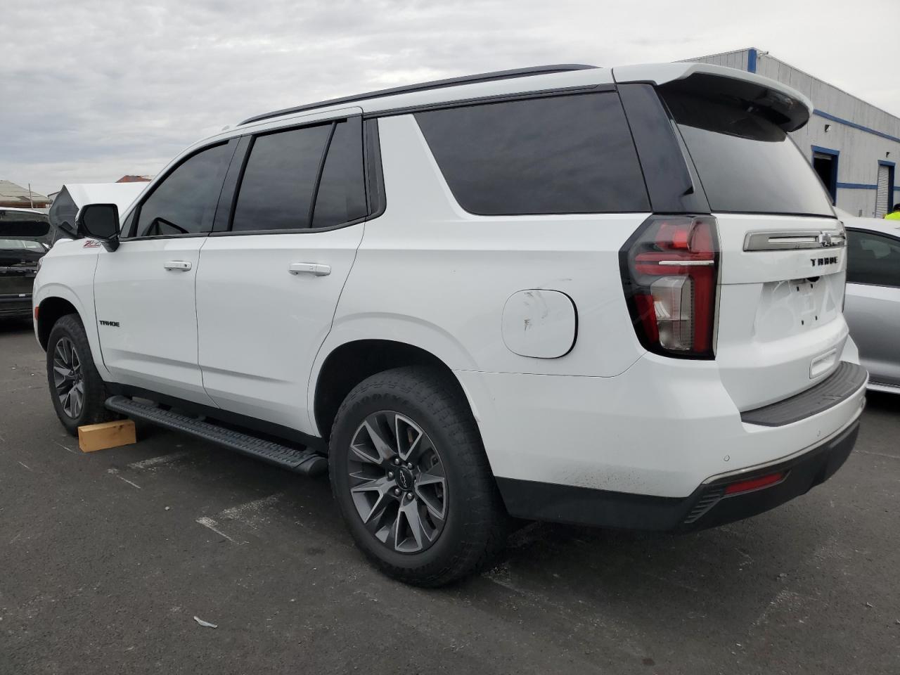 2022 Chevrolet Tahoe K1500 Z71 - Фото 2