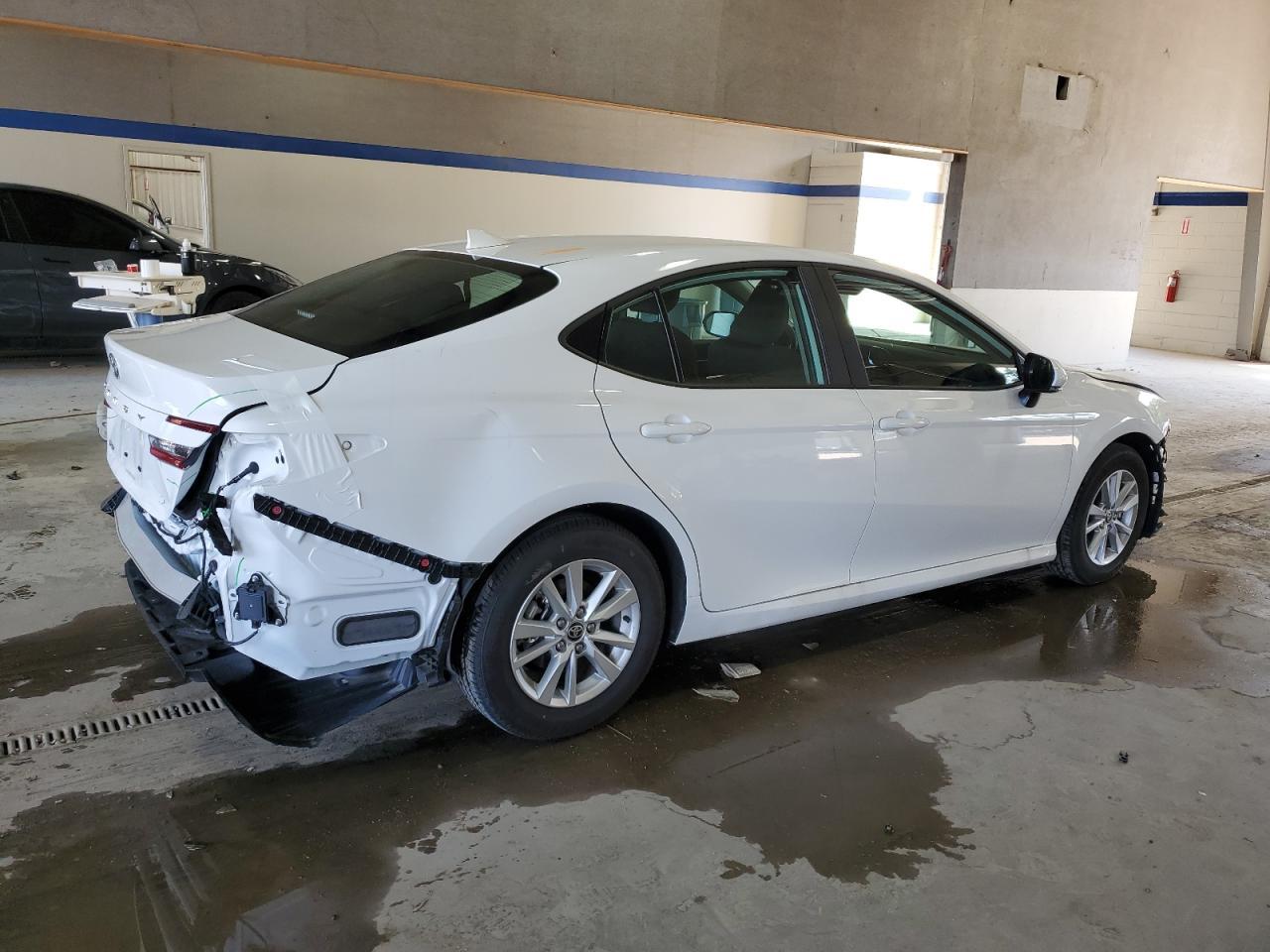 2025 Toyota Camry Xse - Фото 3