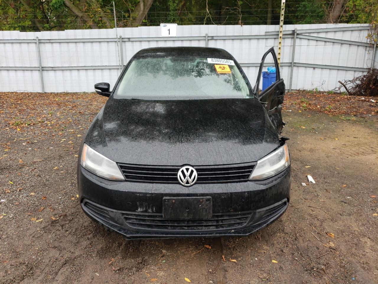 2011 Volkswagen Jetta - Image 5