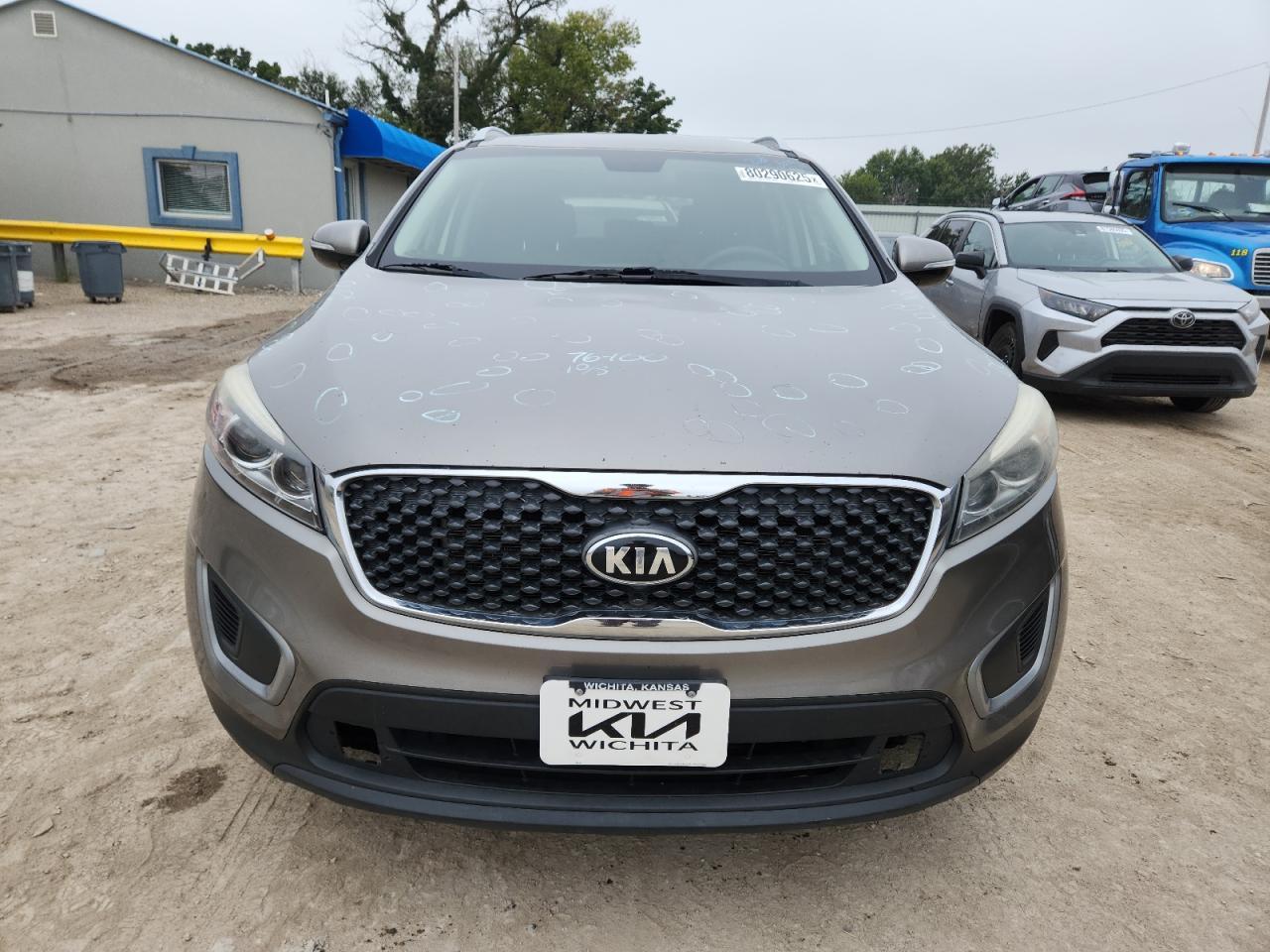 2017 Kia Sorento Lx - Image 5