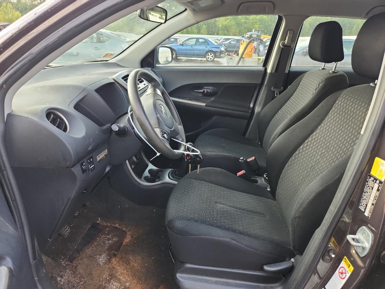 2011 Scion Xd - Фото 7