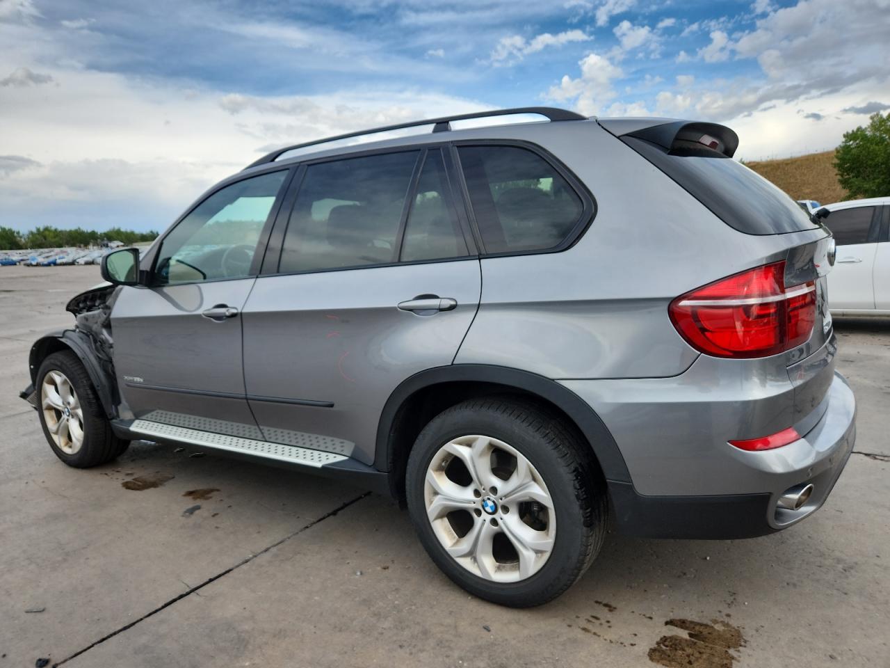 2012 BMW X5 xDrive35D - Image 2