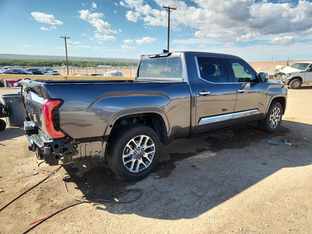 2023 Toyota Tundra Crewmax Platinum - Фото 3