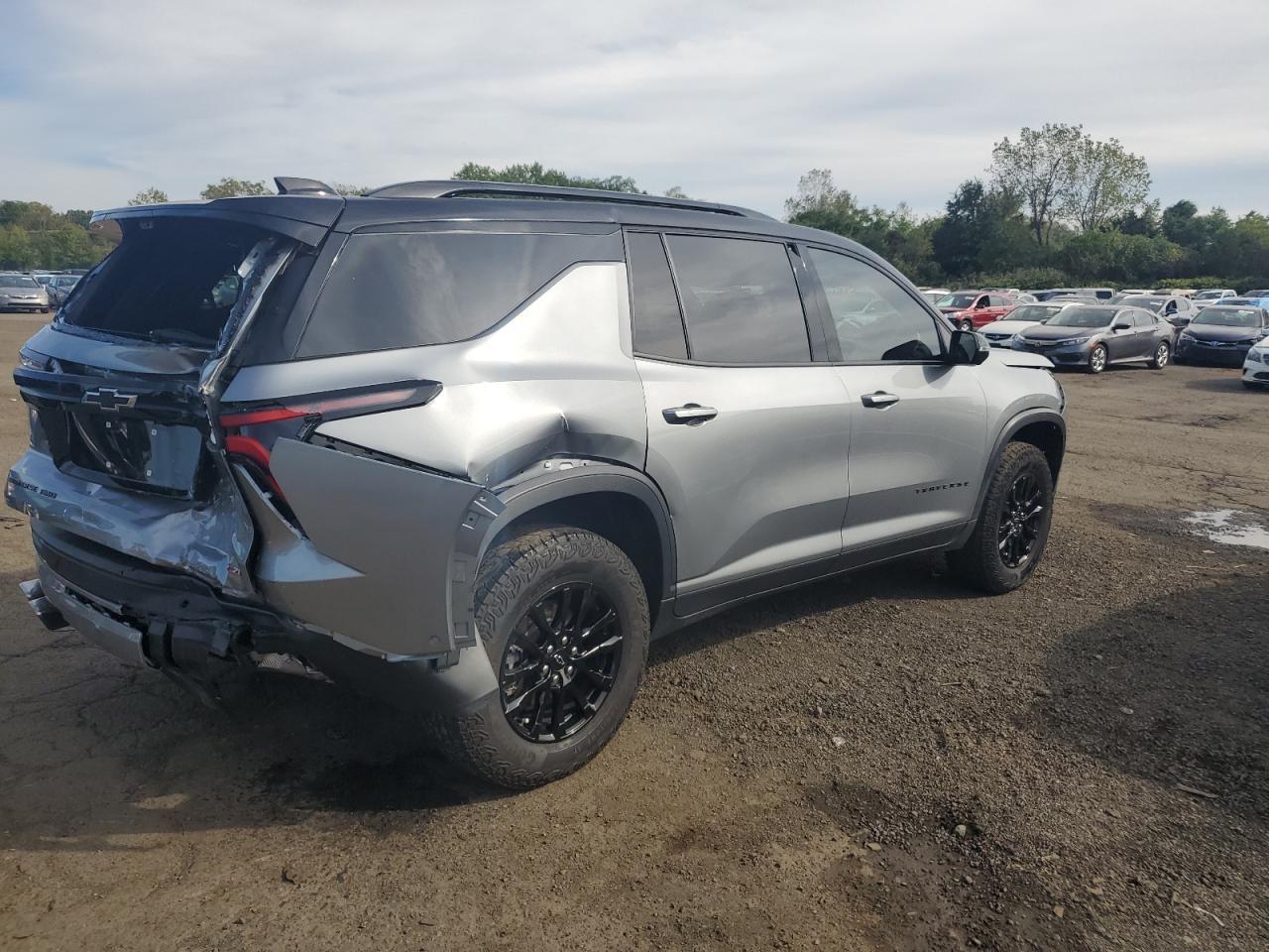 2024 Chevrolet Traverse Lt Z71 - Фото 3