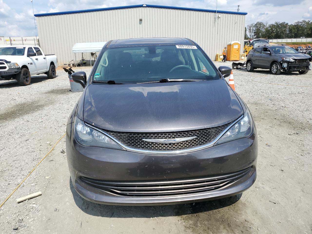 2017 Chrysler Pacifica Touring - Image 5