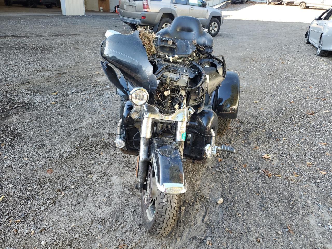 2020 Harley-Davidson Flhtcutg - Image 2
