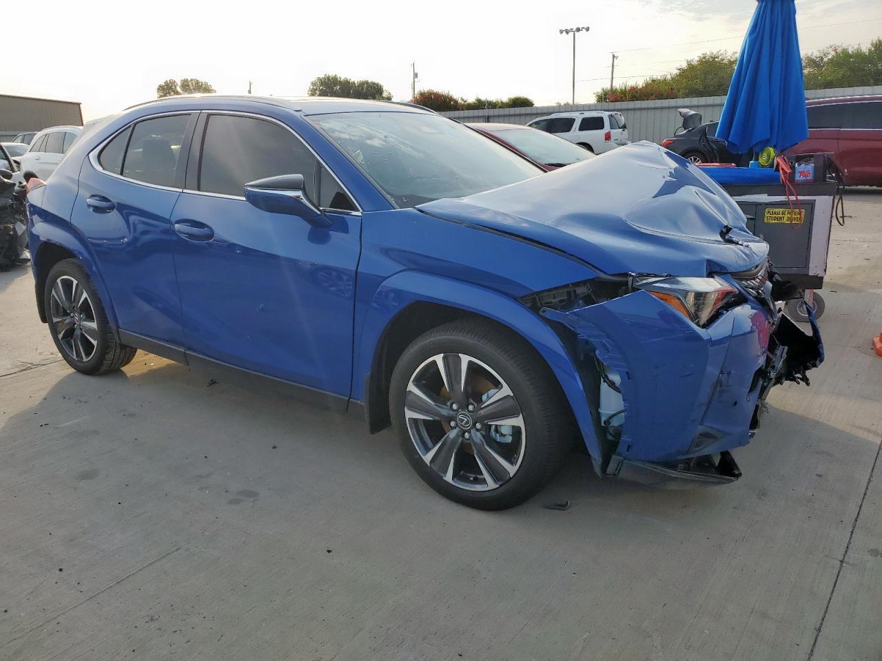 2025 Lexus Ux 300H Base - Фото 4