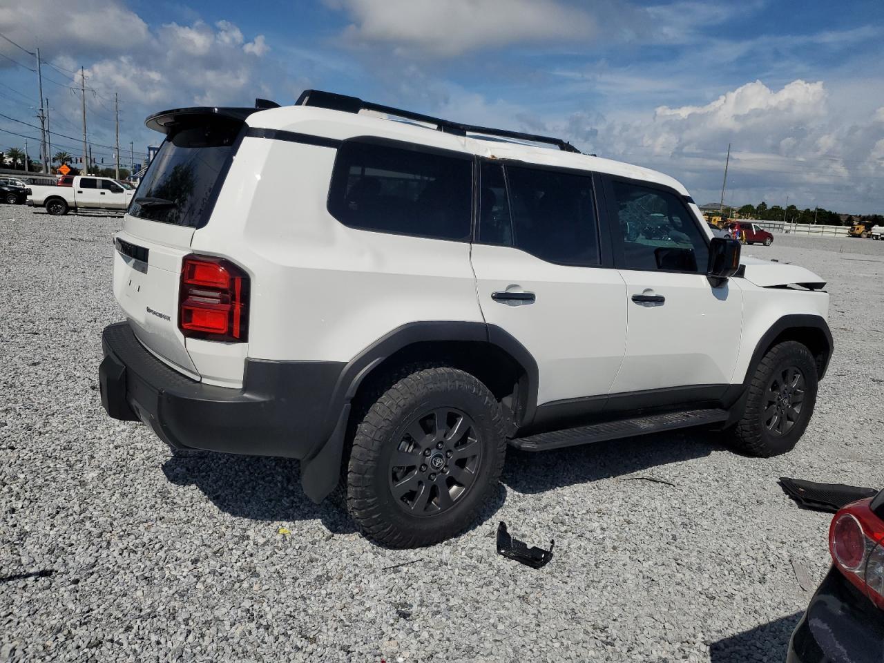 2025 Toyota Land Cruiser Base - Фото 3