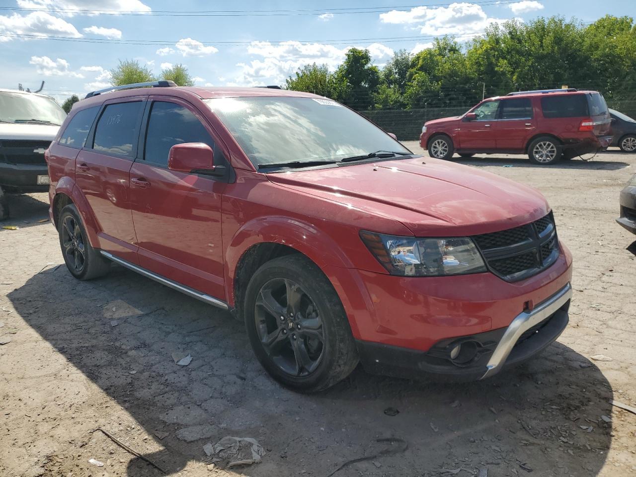 2020 Dodge Journey Crossroad - Image 4