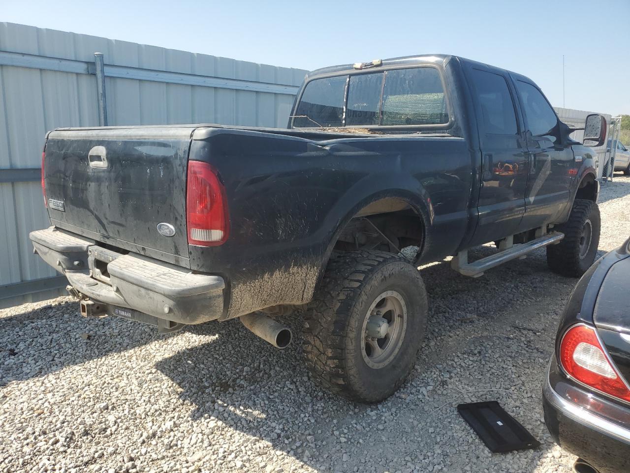 2005 Ford F250 Super Duty - Image 3