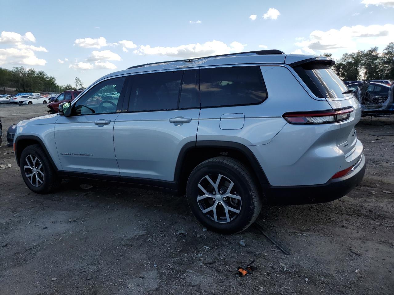 2023 Jeep Grand Cherokee L Limited - Фото 2