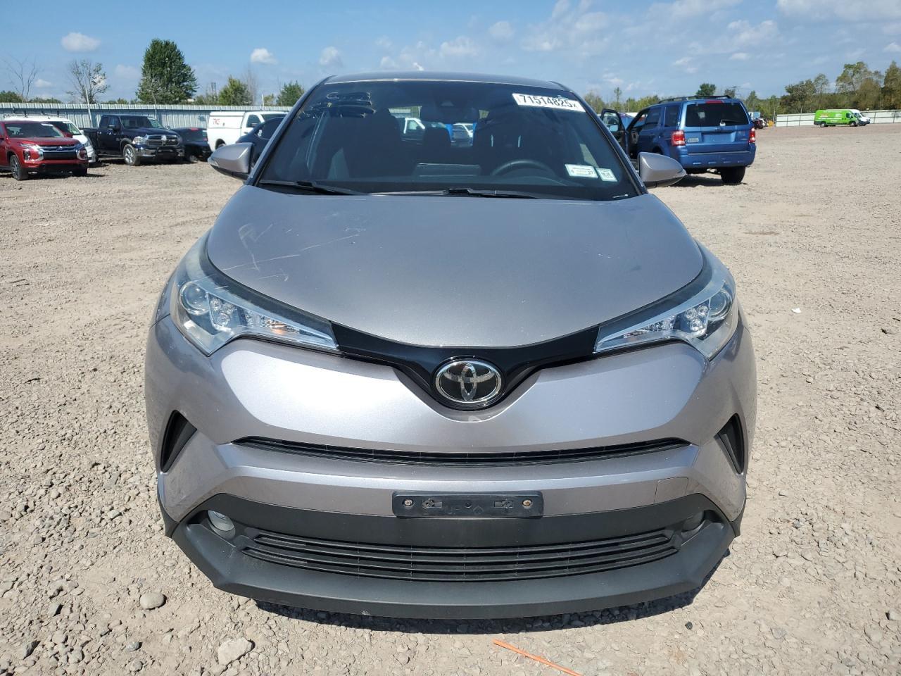 2018 Toyota C-Hr Xle - Image 5