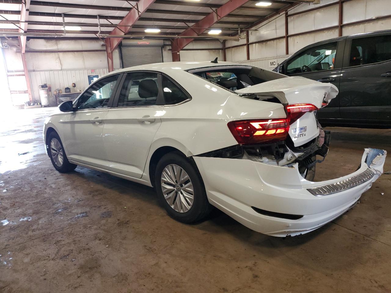 2019 Volkswagen Jetta S - Фото 2