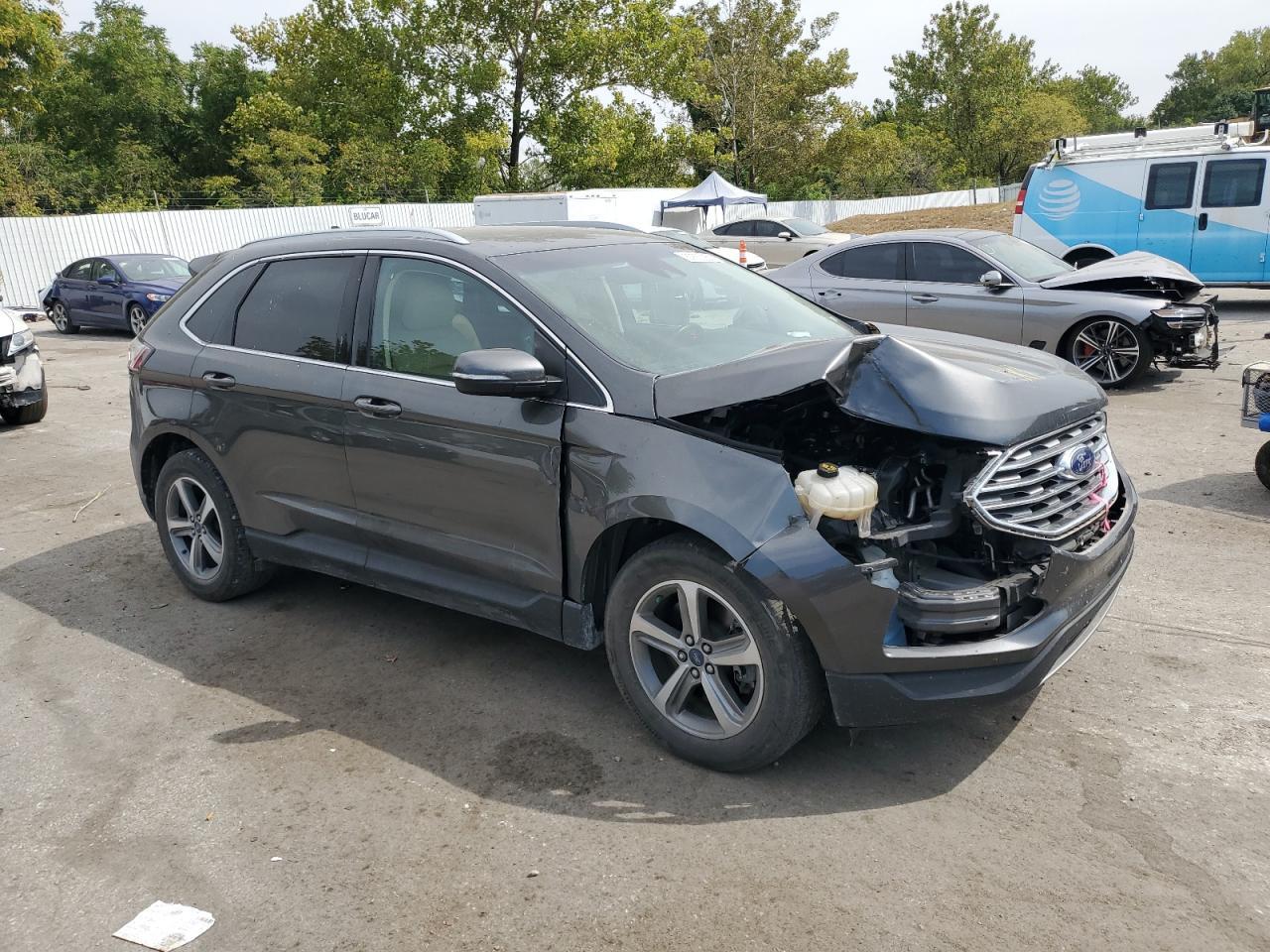 2019 Ford Edge Sel - Фото 4