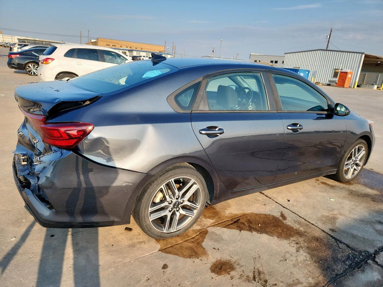 2019 Kia Forte Gt Line - Фото 3