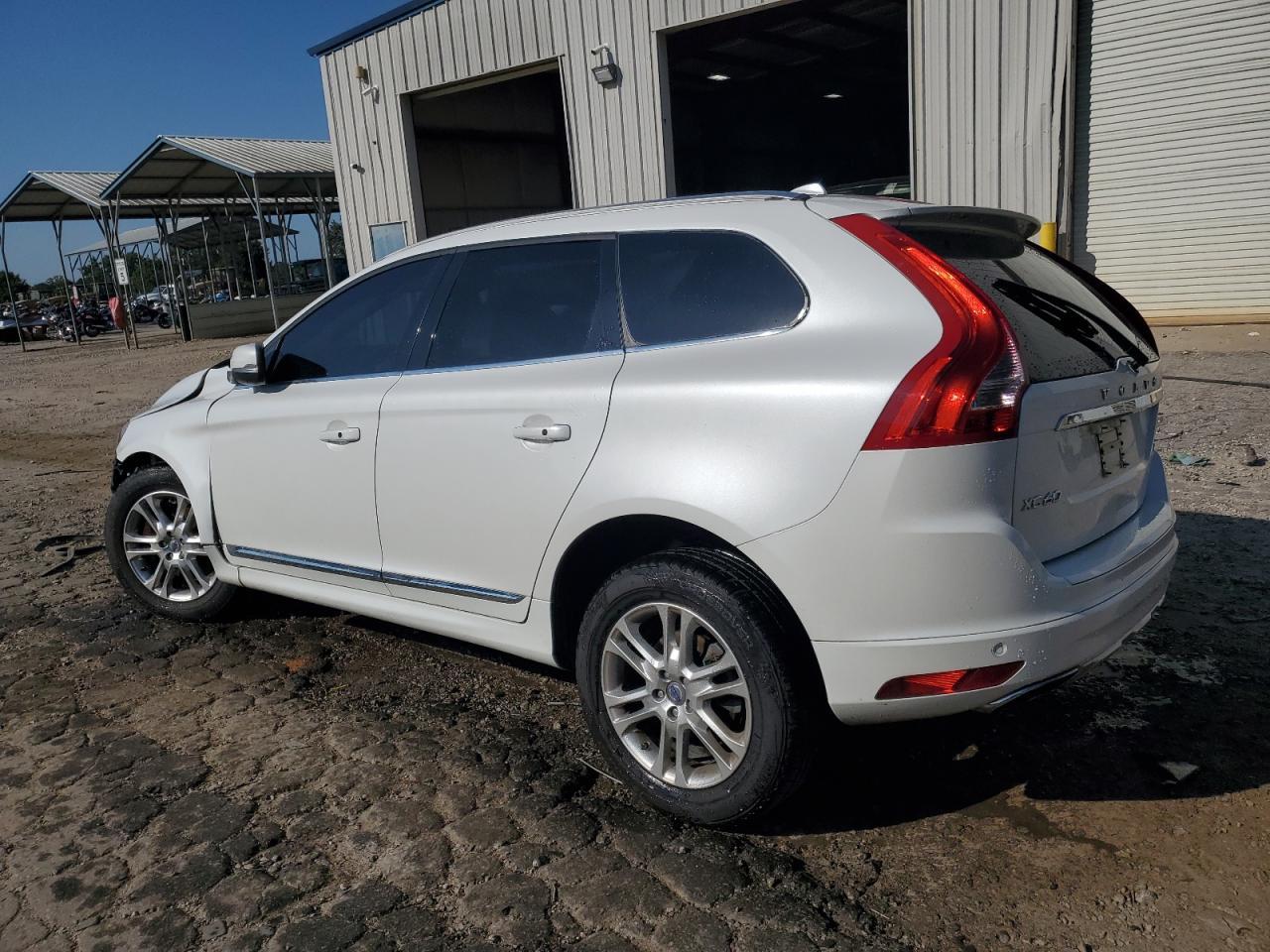 2015 Volvo Xc60 T5 Premier+ - Фото 2