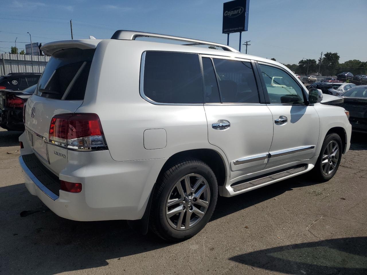 2014 Lexus Lx 570 - Фото 3