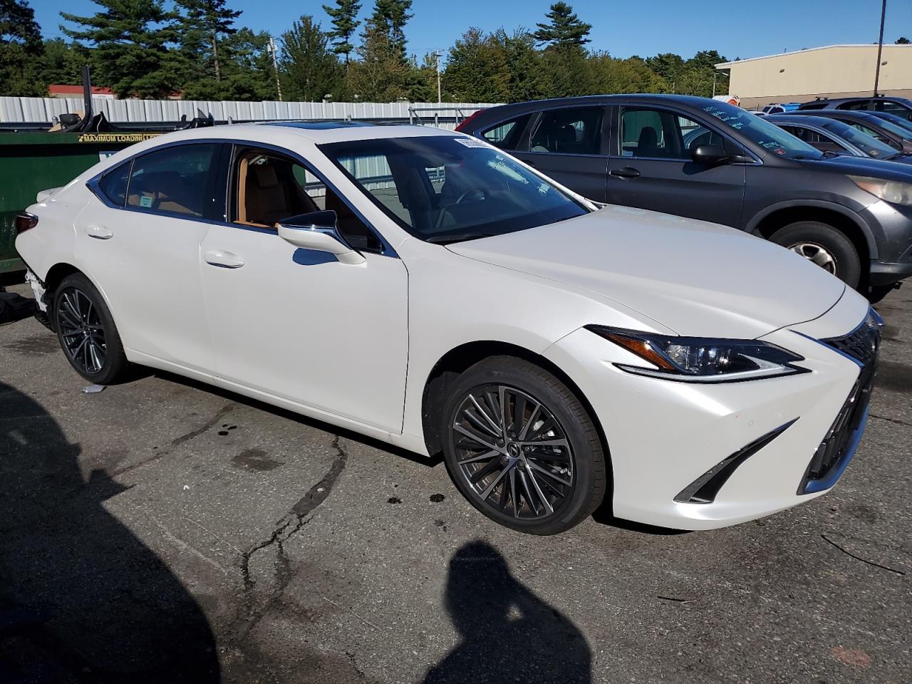 2025 Lexus Es 350 Base - Image 4