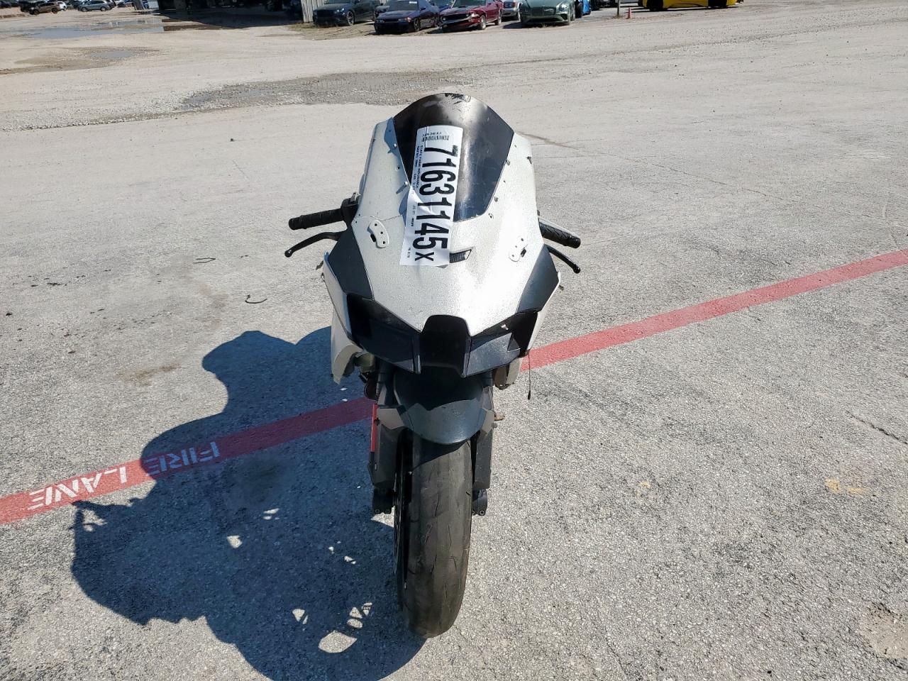 2024 Kawasaki Zx1002 M - Фото 2