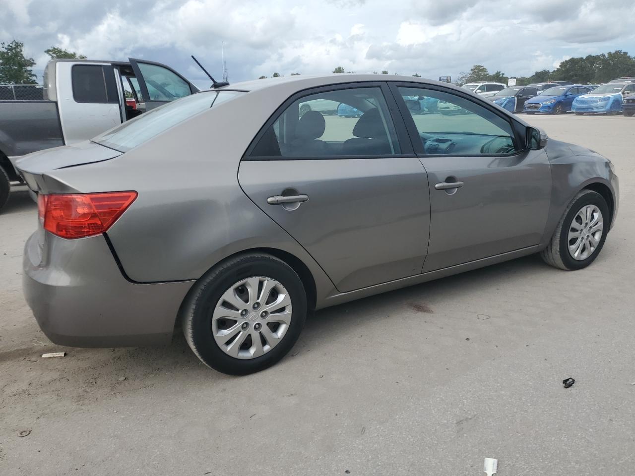 2013 Kia Forte Ex - Image 3