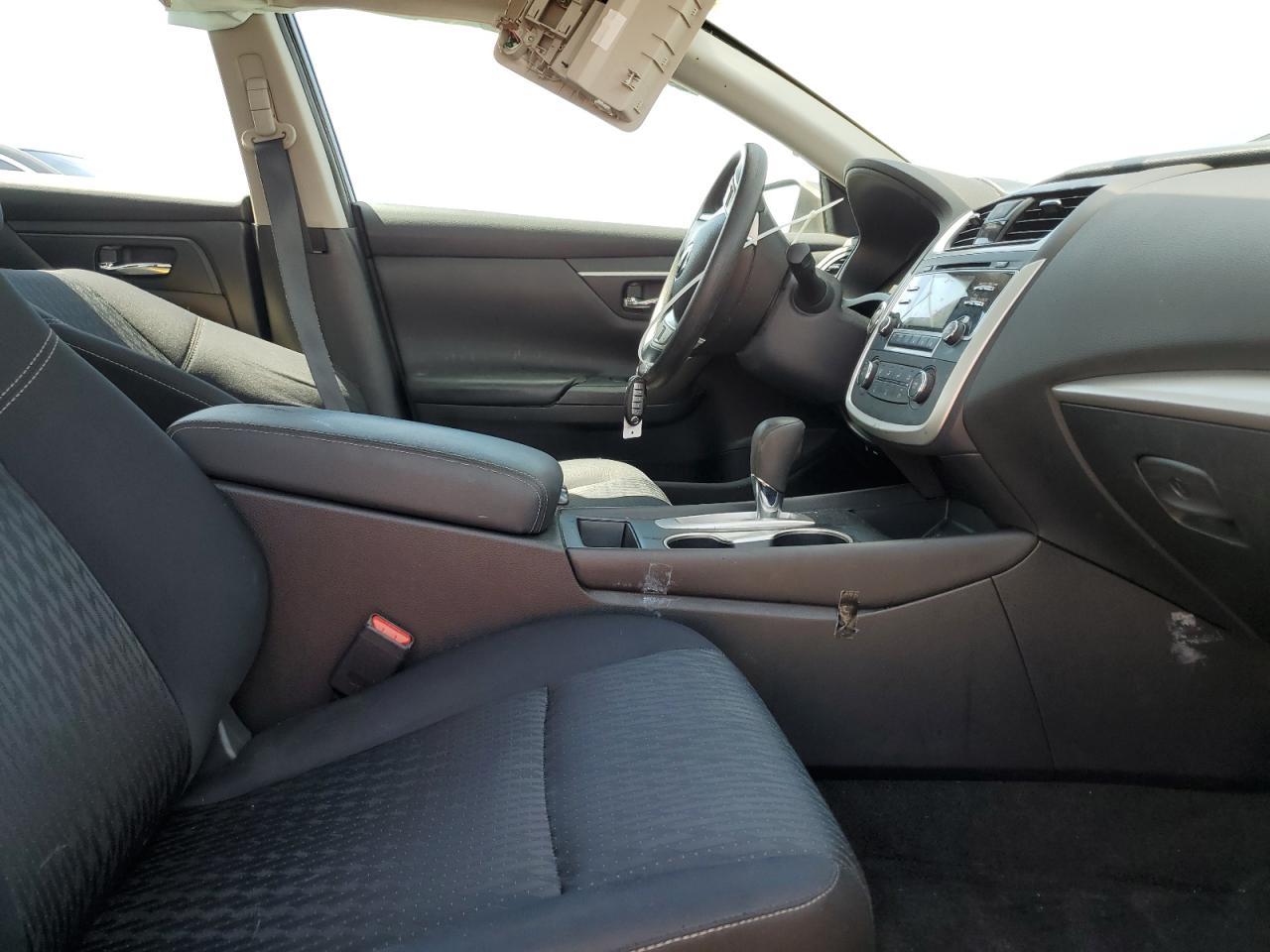 2018 Nissan Altima 2.5 - Image 7