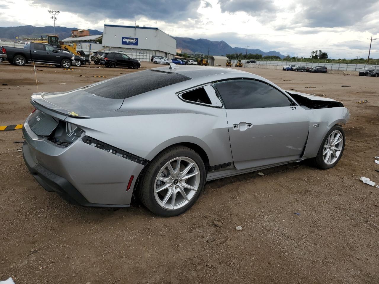 2025 Ford Mustang Gt - Image 3