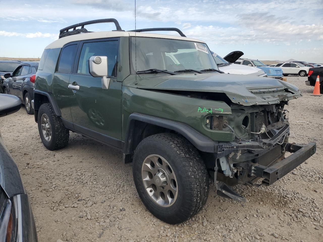 2011 Toyota Fj Cruiser - Image 4