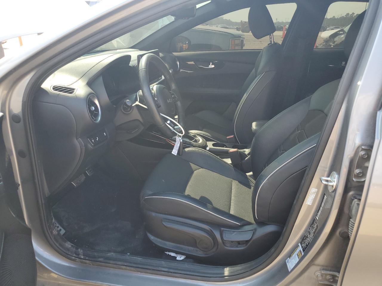 2023 Kia Forte Gt Line - Фото 7