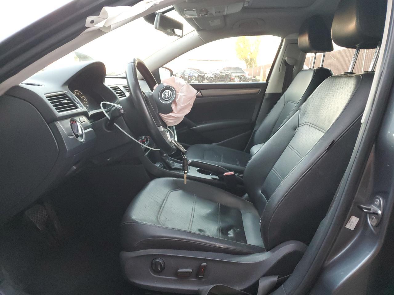 2014 Volkswagen Passat Se - Фото 7