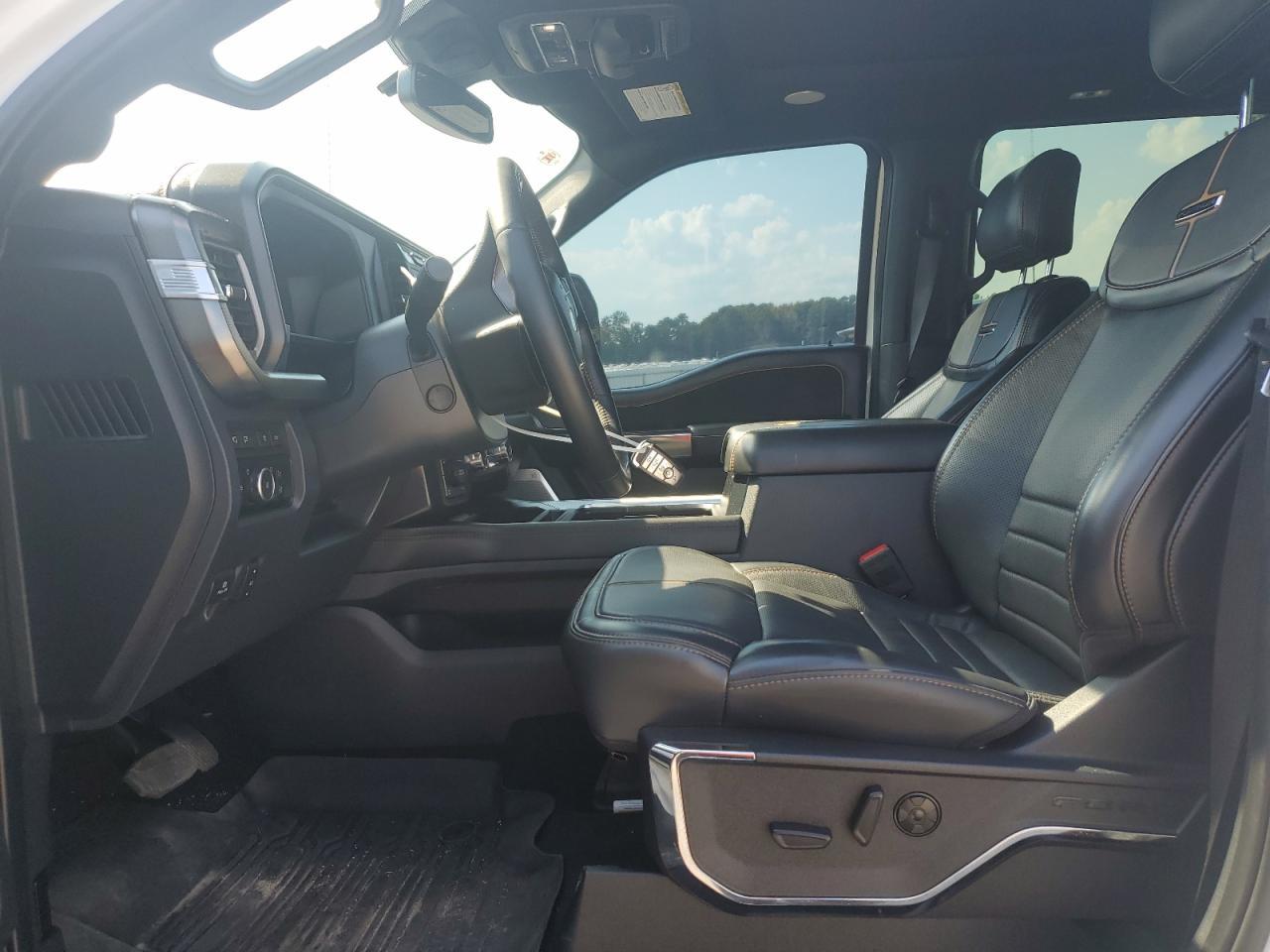 2024 Ford F250 Super Duty - Image 7