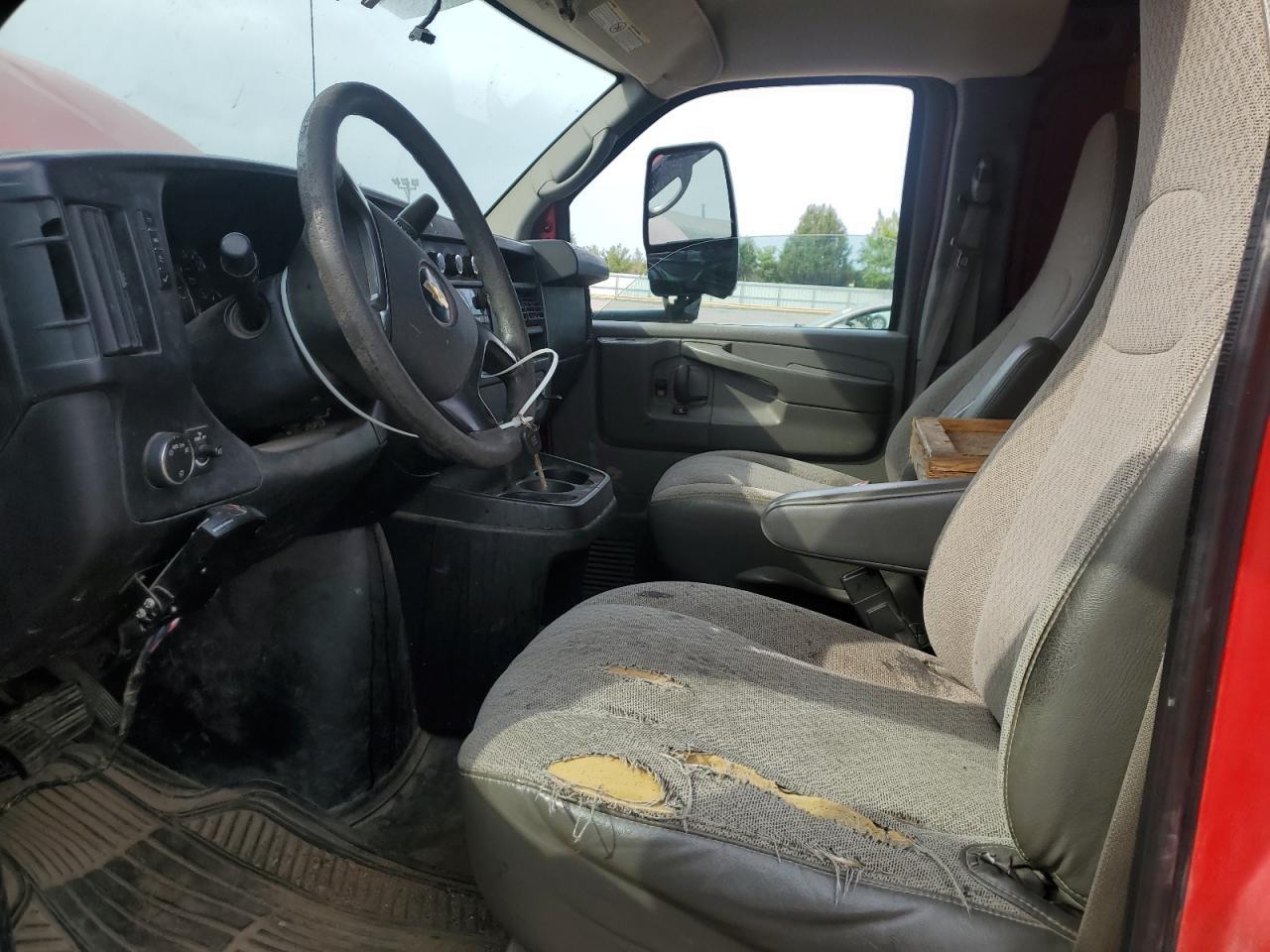 2015 Chevrolet Express G3500 - Image 7