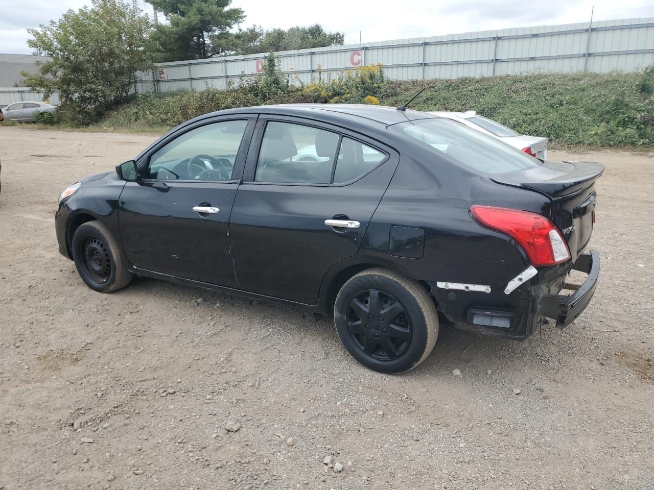 2019 Nissan Versa S - Image 2