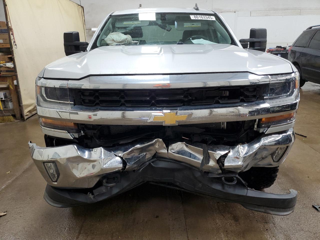2017 Chevrolet Silverado K1500 Lt - Image 5