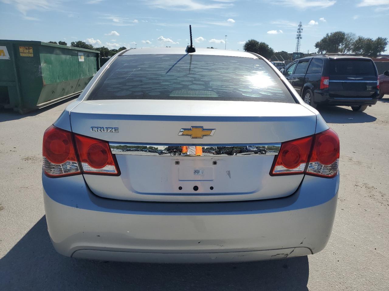 2016 Chevrolet Cruze Limited Ls - Image 6