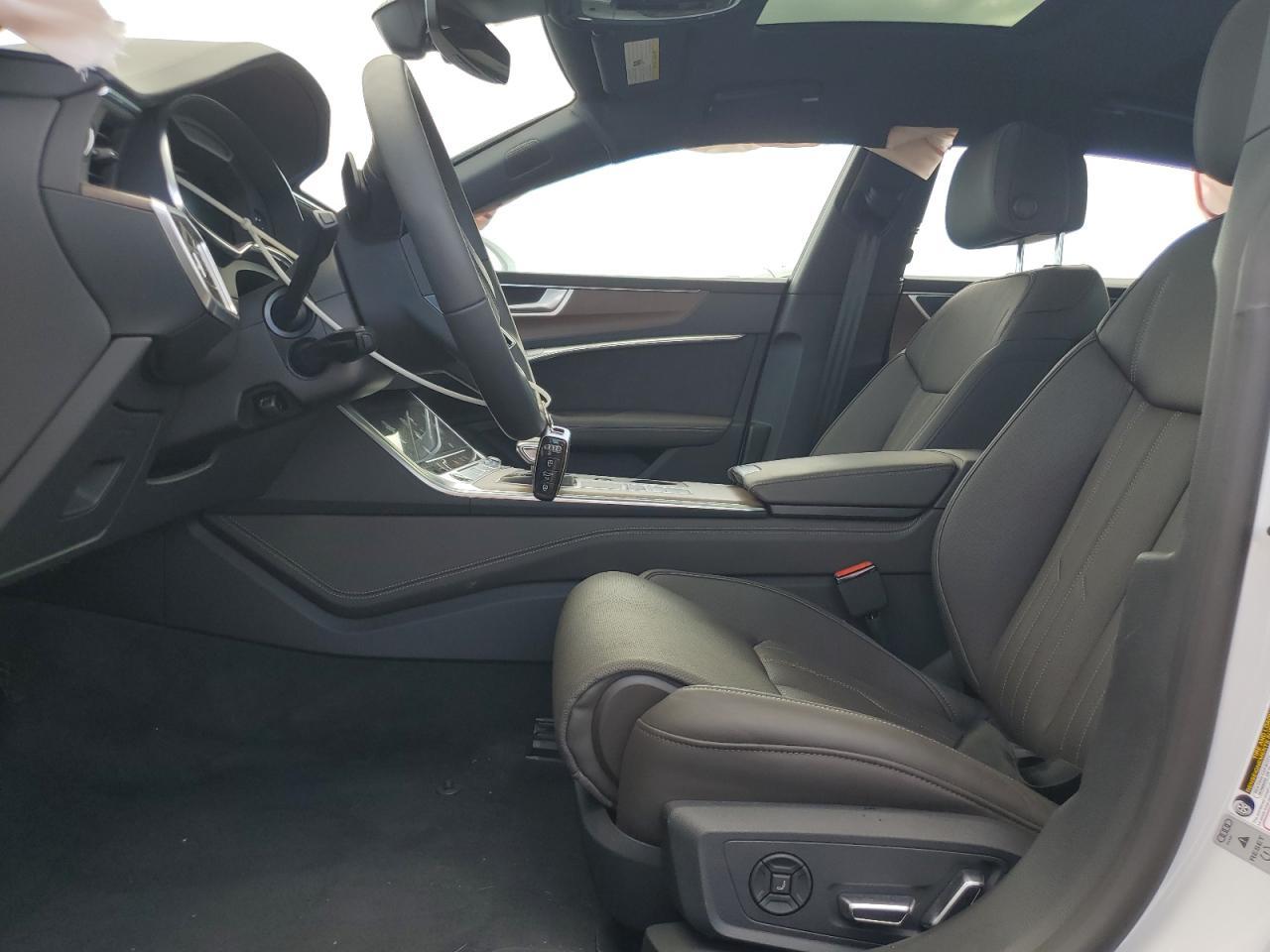 2025 Audi A7 Prestige S-Line - Фото 7