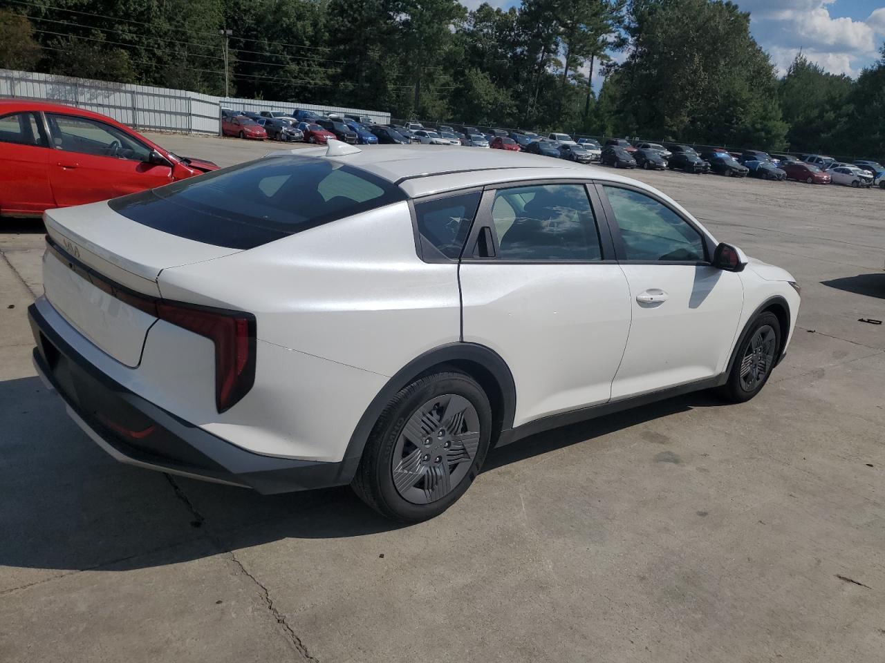 2025 Kia K4 Lx - Фото 3