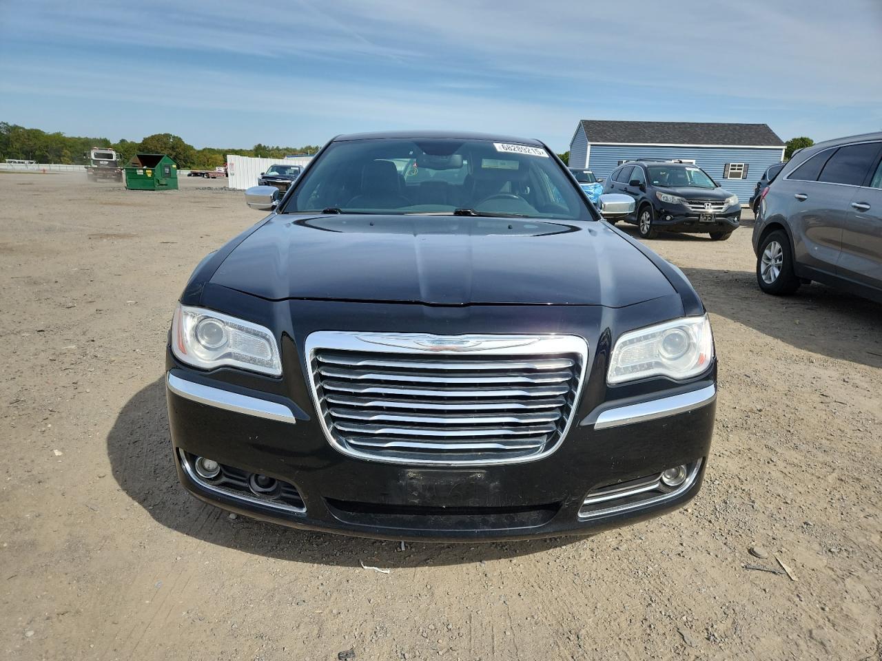 2012 Chrysler 300C - Image 5