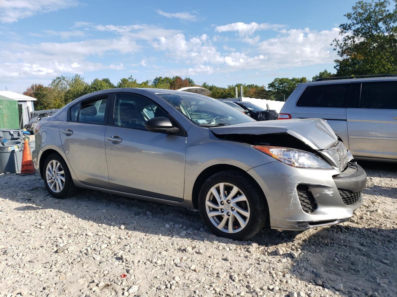 2012 Mazda 3 I - Image 4